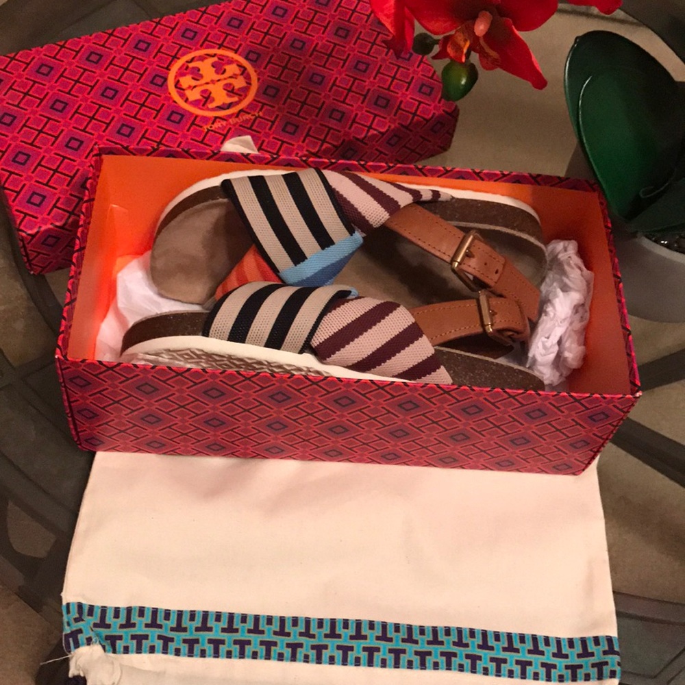Authentic Tory Burch Sandals - image 2